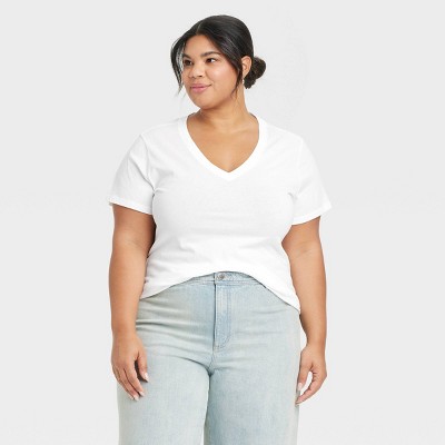 Women's Short Sleeve V-Neck T-Shirt - Universal Thread™